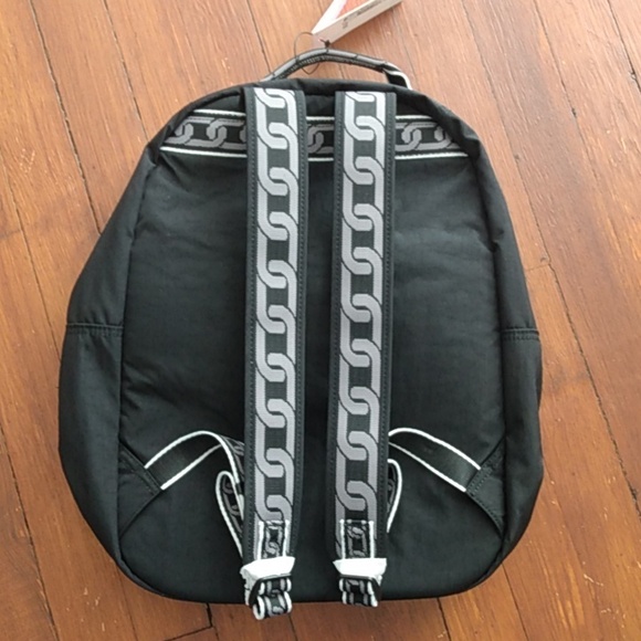 Kipling back pack jet black chain KIA5L4-SEOUL unique design silver bright patch - Picture 4 of 8